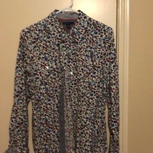 Tell me Hilfiger button down blouse